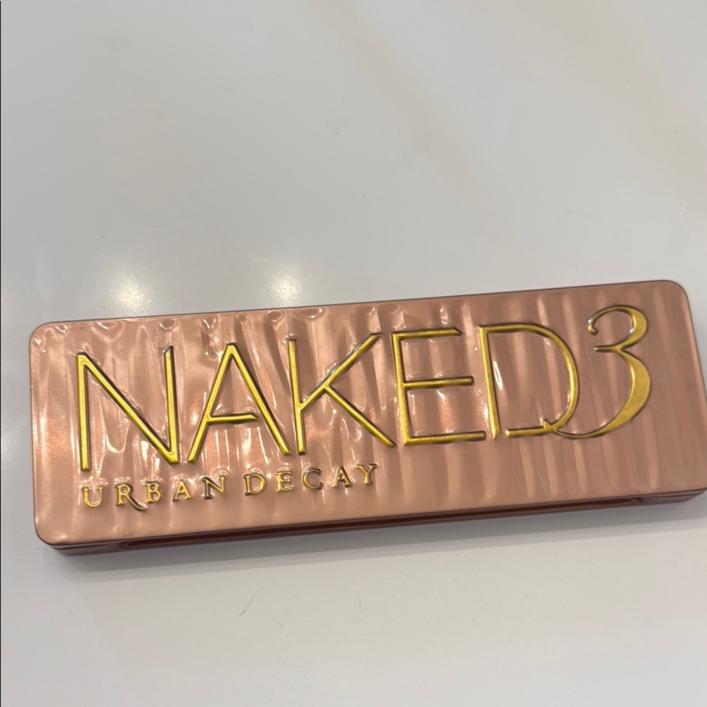 Urban Decay Gold Eyeshadow Palette Luxurious Makeup